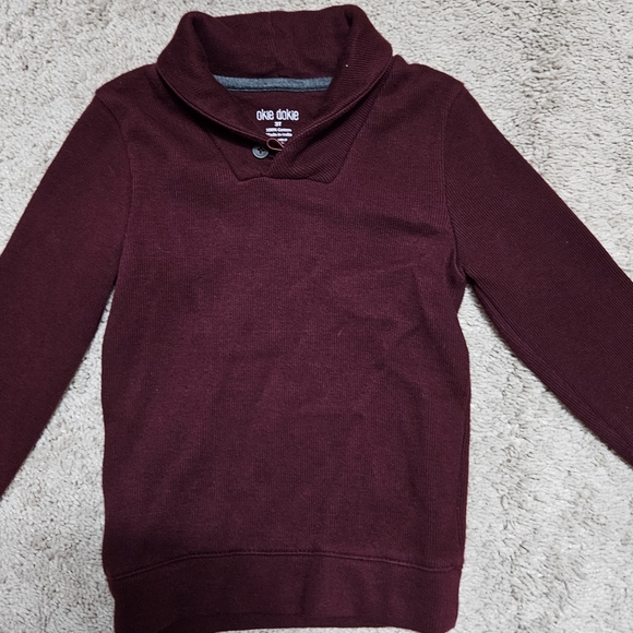 Sweaters - Picture 6 of 12